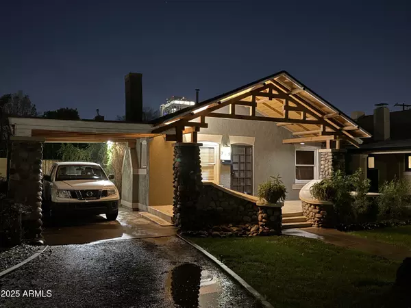 723 E MORELAND Street, Phoenix, AZ 85006