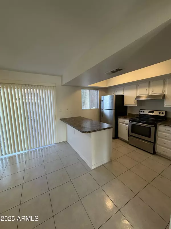 Glendale, AZ 85301,4858 W ROSE Lane