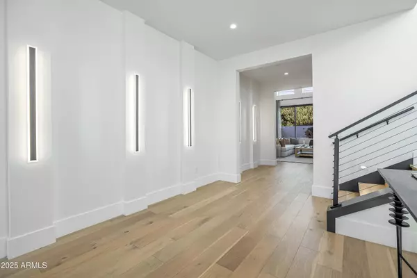 Scottsdale, AZ 85251,6528 E 2ND Street