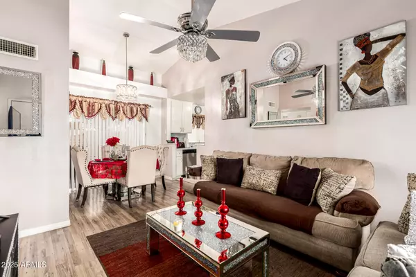 Phoenix, AZ 85042,4028 E CARSON Road