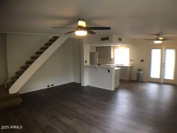 Phoenix, AZ 85044,8634 S 51ST Street #3