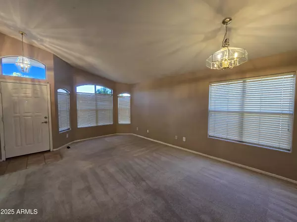 Chandler, AZ 85225,2433 E NATHAN Way