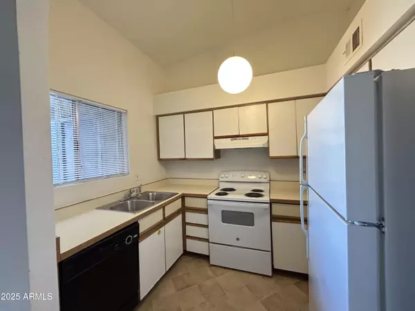 Phoenix, AZ 85017,6230 N 33RD Avenue #118