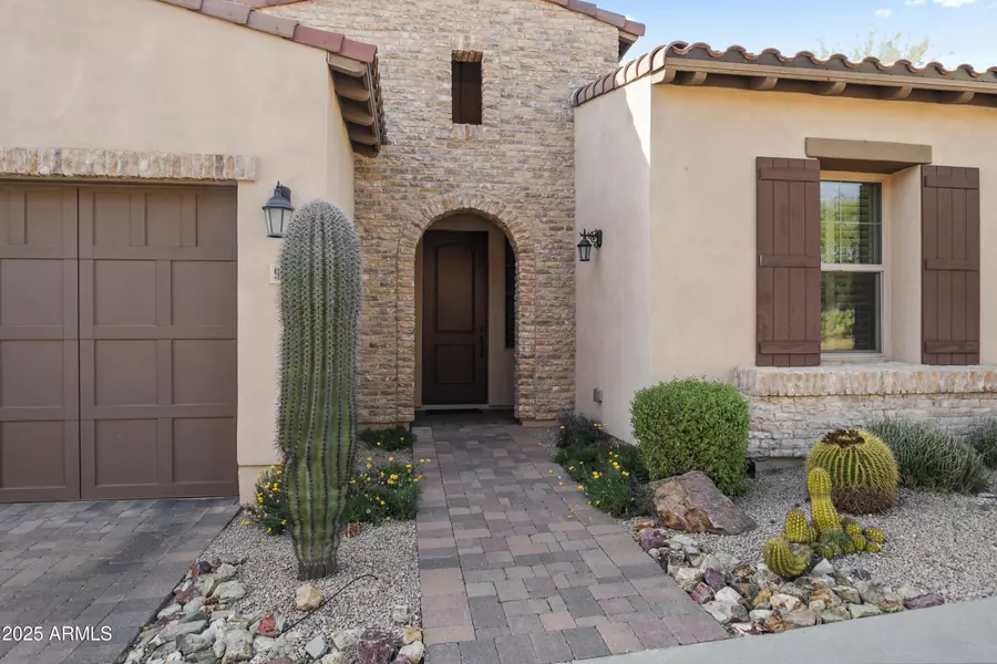 92 ALMARTE Drive, Carefree, AZ 85377