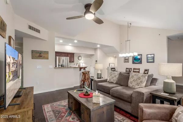 Phoenix, AZ 85050,20660 N 40TH Street #2182