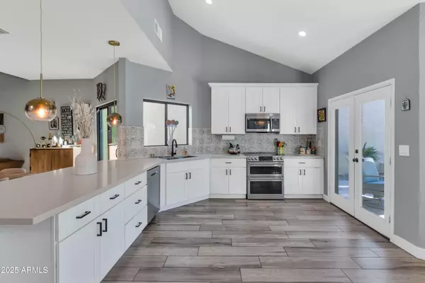 Scottsdale, AZ 85258,7252 E MAVERICK Road