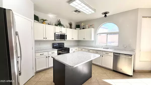 Phoenix, AZ 85040,1103 E GROVE Street