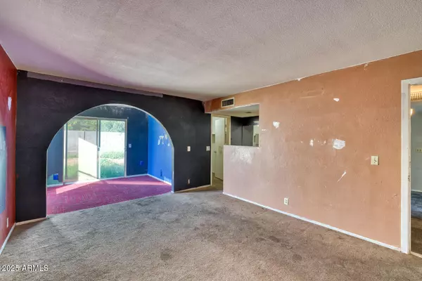 Mesa, AZ 85201,1446 N COLEMAN Circle