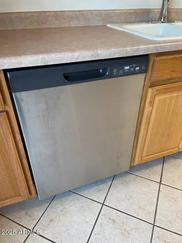 Chandler, AZ 85286,2138 E SPRUCE Drive