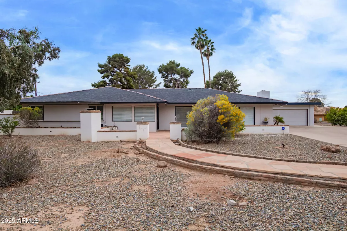 Phoenix, AZ 85018,5401 E EXETER Boulevard