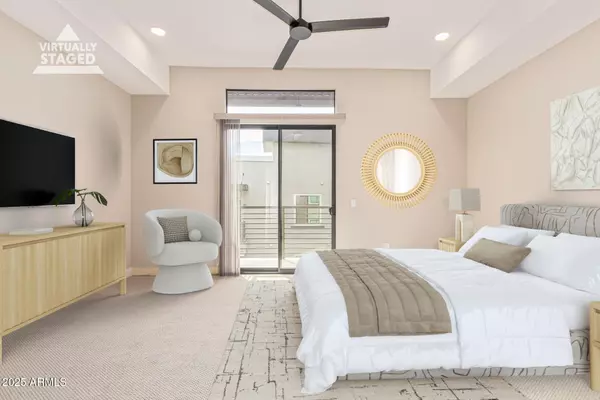 Phoenix, AZ 85054,5250 E DEER VALLEY Drive #450