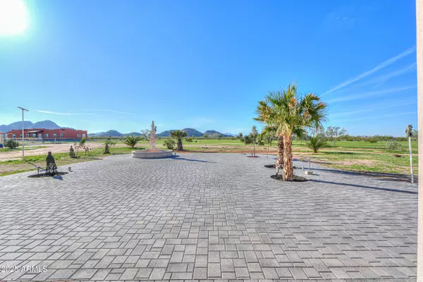 Maricopa, AZ 85139,233 N PETTOSHAS Drive