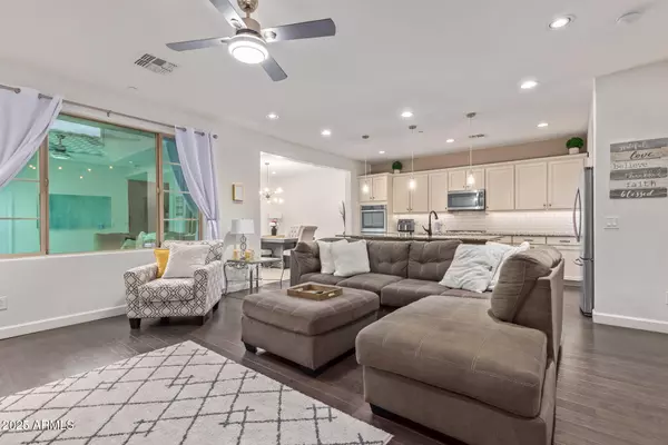 Scottsdale, AZ 85255,18557 N 94TH Street