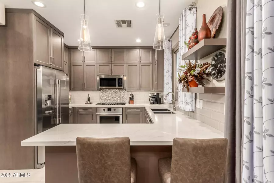 17588 W EAST WIND Avenue, Goodyear, AZ 85338