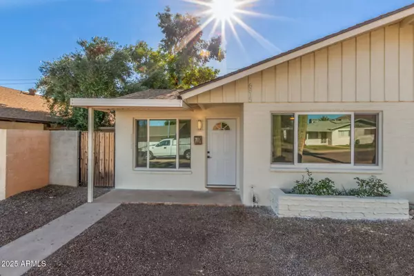 Scottsdale, AZ 85251,6813 E PINCHOT Avenue