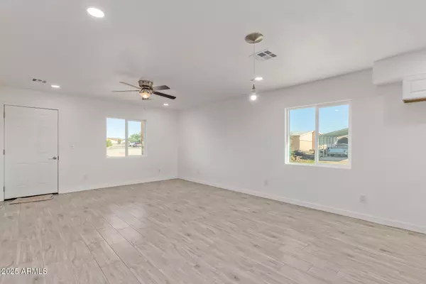 Morristown, AZ 85342,438 LIESEN Drive