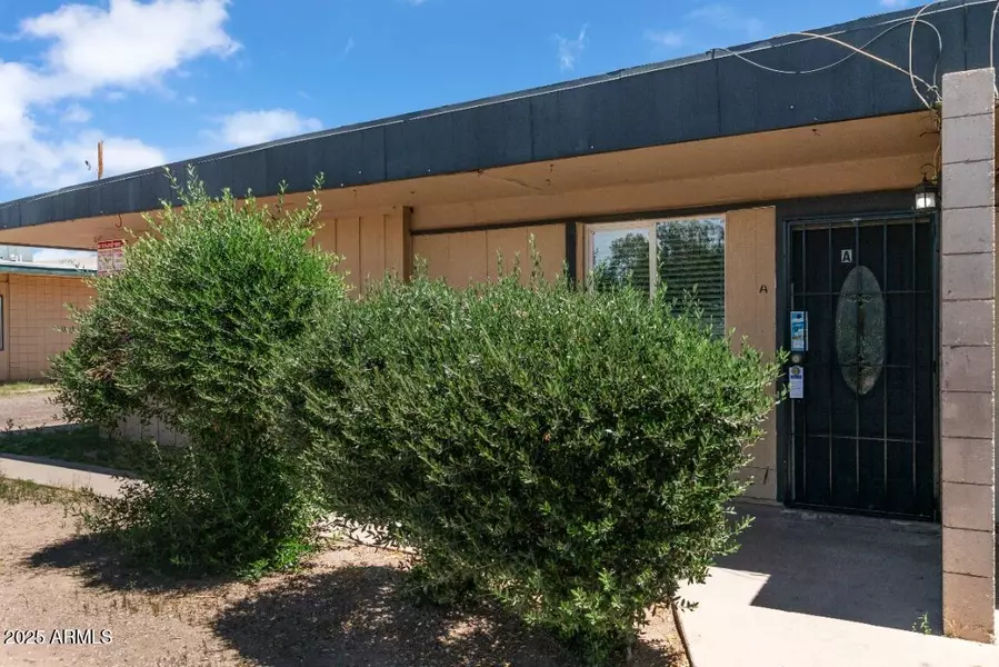 2018 W CACTUS Road, Phoenix, AZ 85029