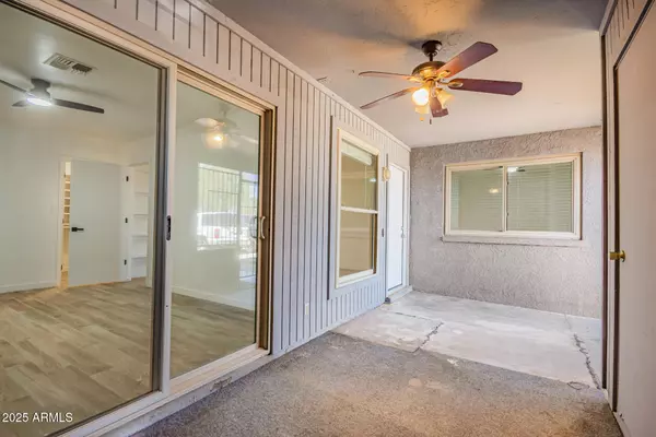 Phoenix, AZ 85037,9035 W ELM Street #3