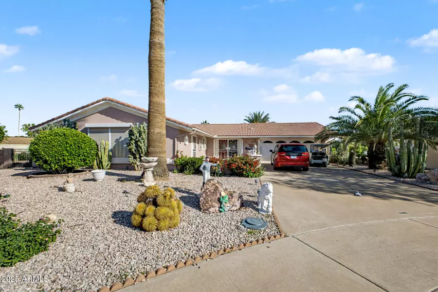 10636 W BAYSIDE Road, Sun City, AZ 85351