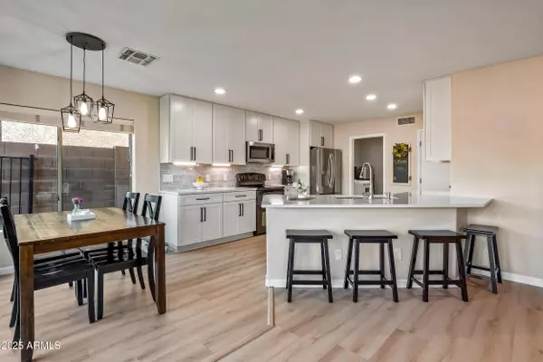 Phoenix, AZ 85024,23218 N 22ND Place