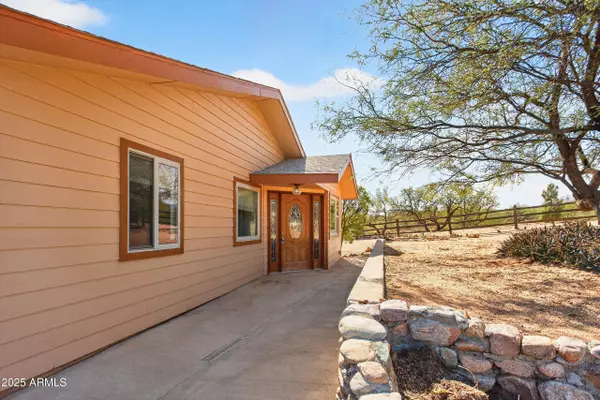 Benson, AZ 85602,1171 S VIA COYOTE --