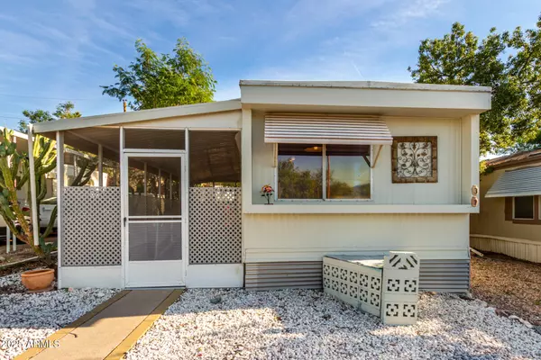 10401 N CAVE CREEK Road #37, Phoenix, AZ 85020