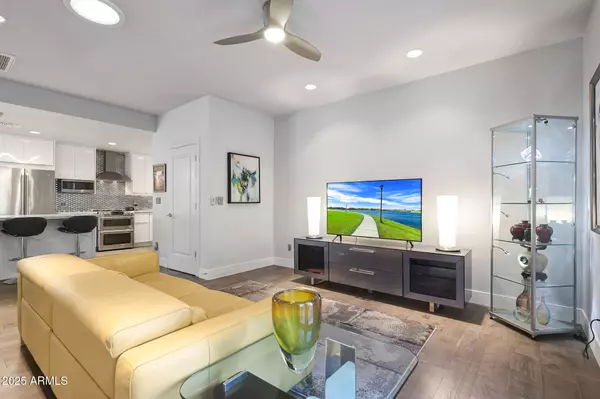 Phoenix, AZ 85018,4435 N 35TH Street