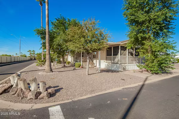 Phoenix, AZ 85027,2650 W UNION HILLS Drive #201