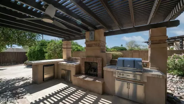 Phoenix, AZ 85044,3835 E TALOWA Street