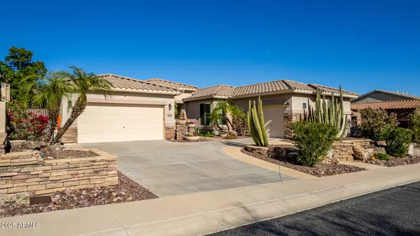 6634 W STRAIGHT ARROW Lane, Phoenix, AZ 85083