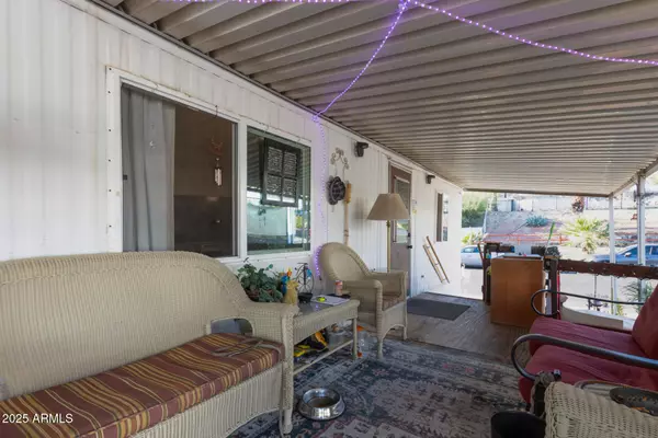 Phoenix, AZ 85020,10401 N CAVE CREEK Road #11