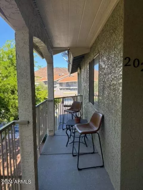 Phoenix, AZ 85020,1336 E MOUNTAIN VIEW Road #202