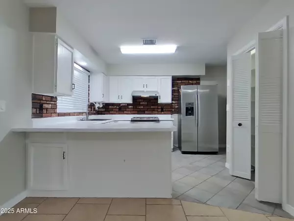 Tempe, AZ 85282,2108 W HERMOSA Drive