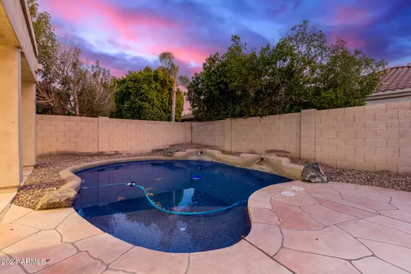 Tempe, AZ 85284,563 E KRISTA Way