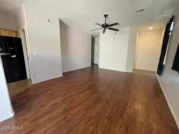 Phoenix, AZ 85085,2150 W ALAMEDA Road #1054