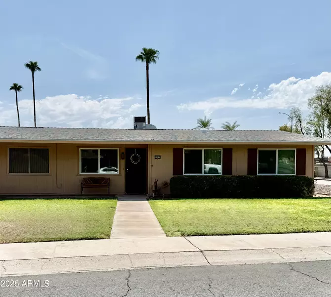 11019 W SANTA FE Drive, Sun City, AZ 85351