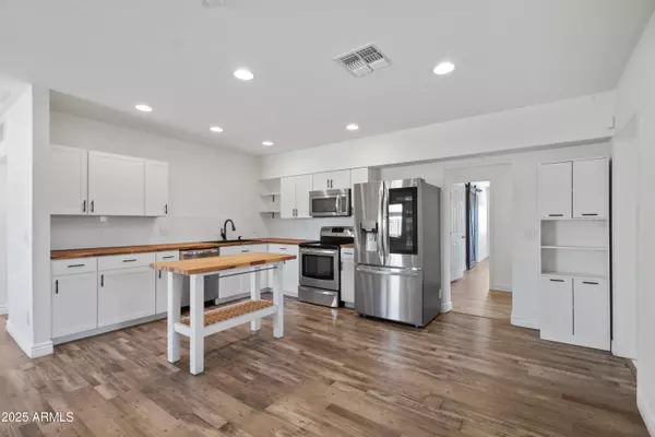 Phoenix, AZ 85015,1729 W FAIRMOUNT Avenue