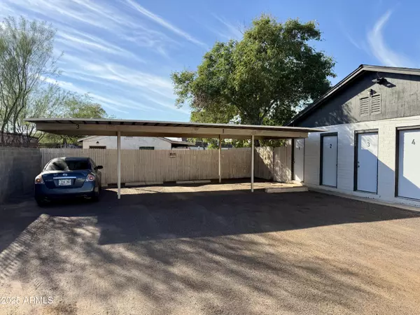 Phoenix, AZ 85015,5027 N 16TH Avenue #1