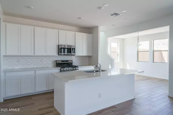 Buckeye, AZ 85396,2852 N 214TH Drive