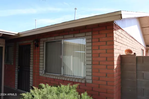 Sierra Vista, AZ 85635,4207 CALLE BARONA -- #B