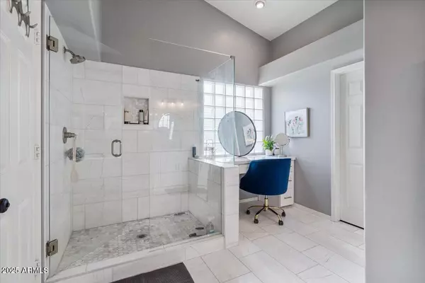 Phoenix, AZ 85044,14879 S 43RD Place