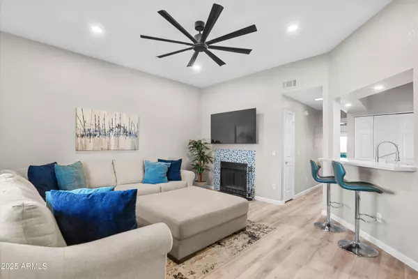 1331 W BASELINE Road #338, Mesa, AZ 85202