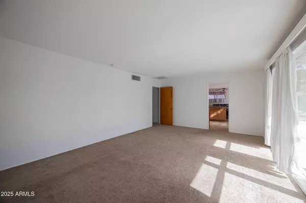 Tempe, AZ 85281,530 W 15TH Street