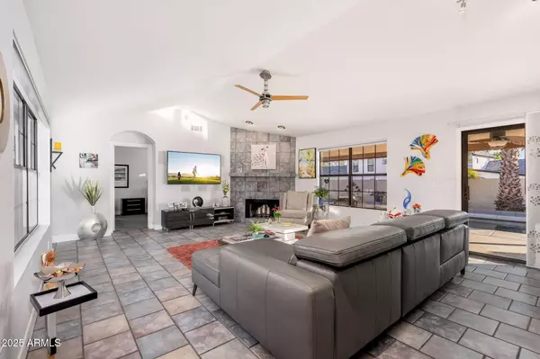 Scottsdale, AZ 85254,15017 N 48TH Way