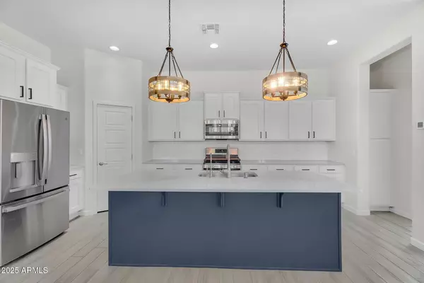 Mesa, AZ 85209,2716 S CHATSWORTH --