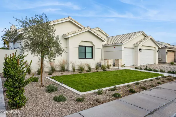 8916 E CAMINO DEL SANTO Street, Scottsdale, AZ 85260