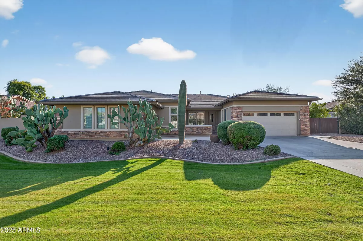 Chandler, AZ 85249,733 E FIELDSTONE Place