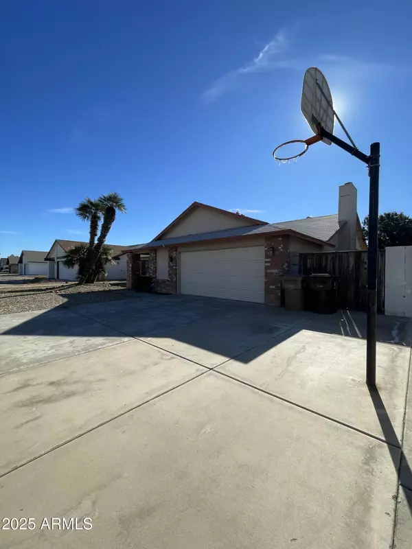 Peoria, AZ 85381,8013 W Corrine Drive