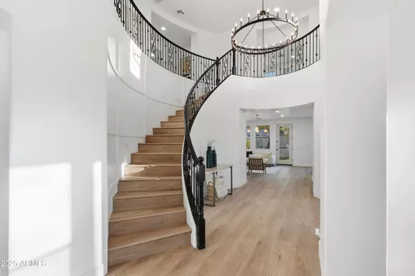 Phoenix, AZ 85086,2621 W CAVALRY Drive