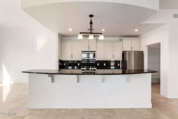 Tempe, AZ 85288,945 E PLAYA DEL NORTE Drive #3013